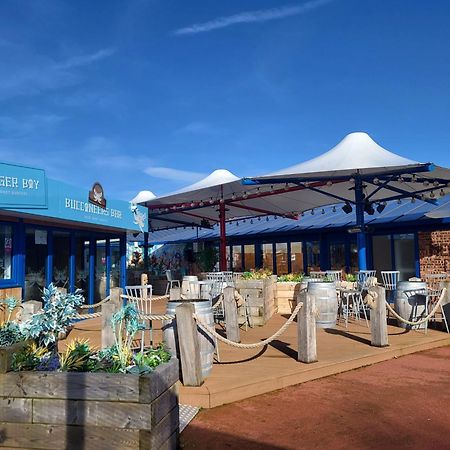 Butterfly Lane Holidays At Marine, Rhyl Extérieur photo