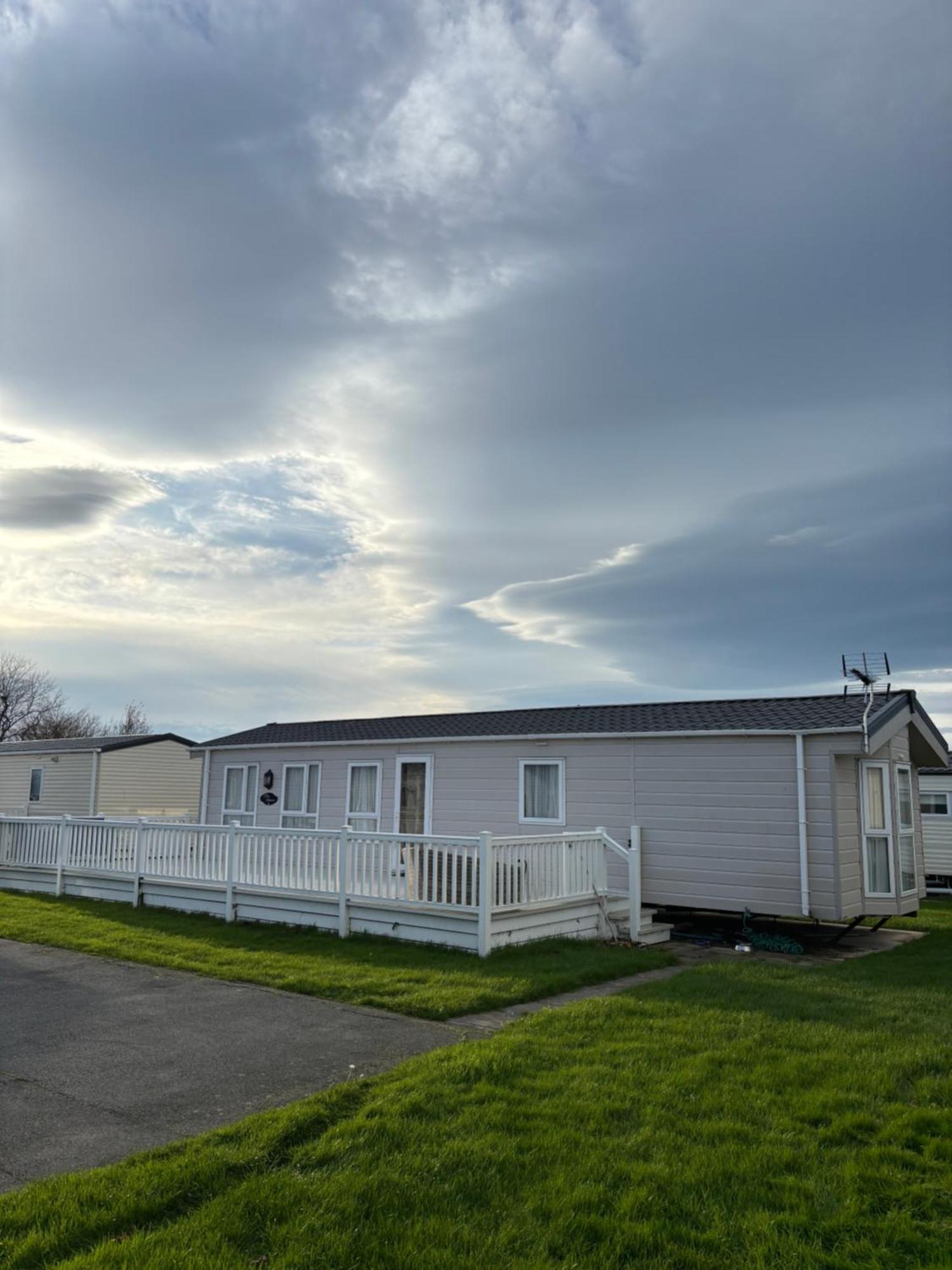 Butterfly Lane Holidays At Marine, Rhyl Extérieur photo