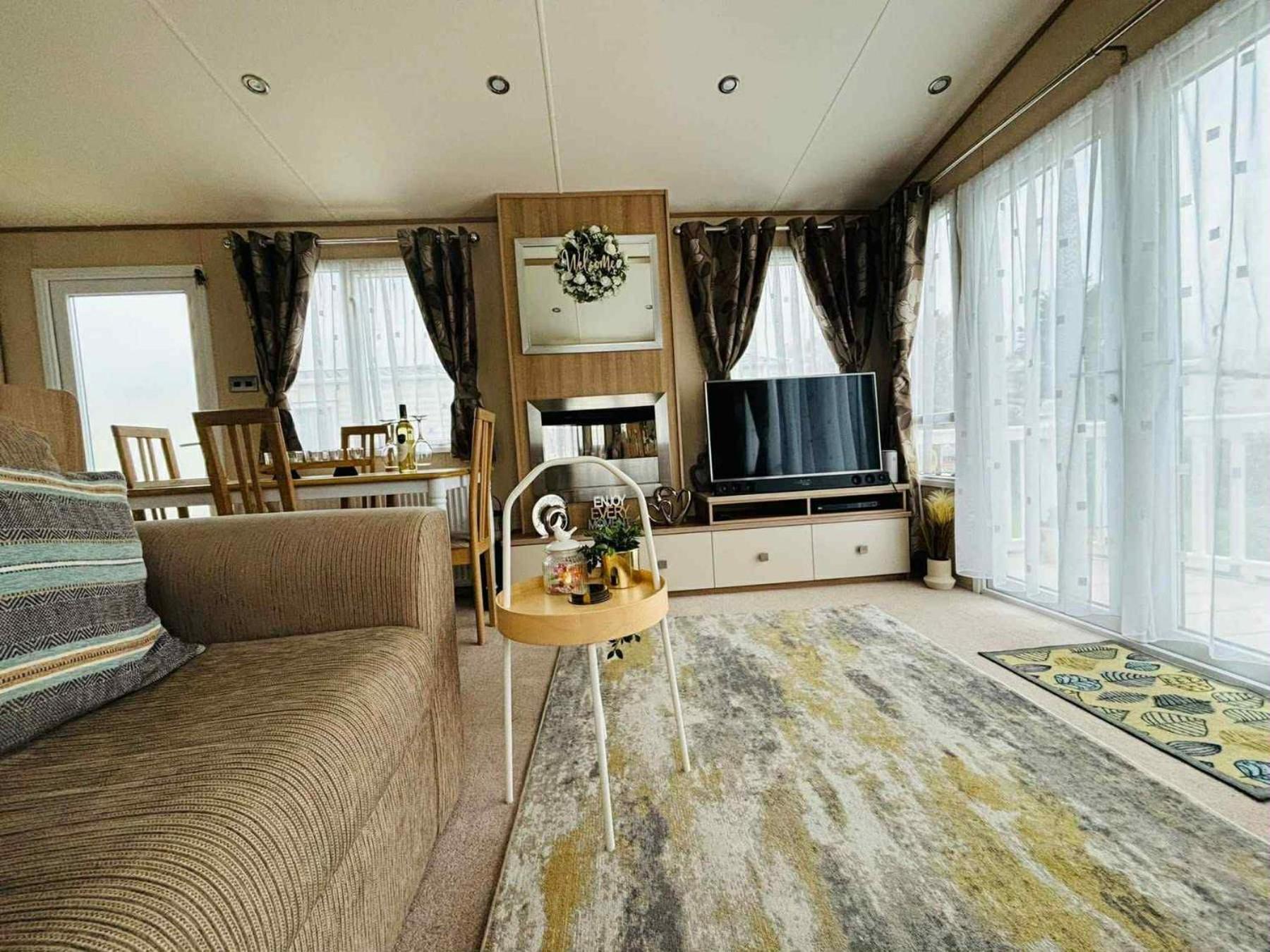 Butterfly Lane Holidays At Marine, Rhyl Chambre photo